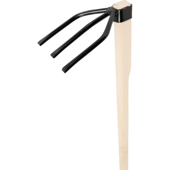 Hoe Strend Pro, 3-cornered, wooden handle 120 cm Hoe Strend Pro, 3-cornered, wooden handle 120 cm