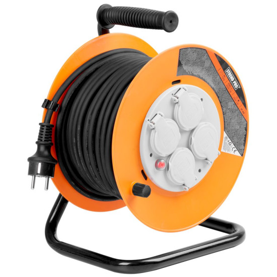 Pikenduskaabel mähisega Strend pro cR038, 4 väljundit, 30 m, IP44 Pikenduskaabel mähisega Strend pro cR038, 4 väljundit, 30 m, IP44