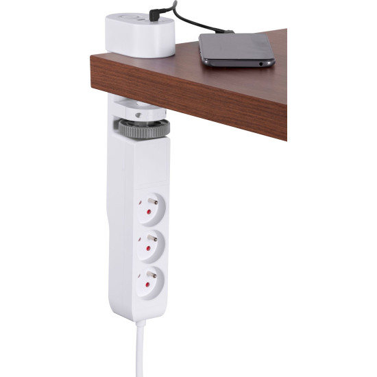 Strend Pro, L-1,4 м, Тройник, удлинитель, 6 в 1, 3 гнезда, 2 USB-A, 1 USB-C, с зажимом для стола Strend Pro, L-1,4 м, Тройник, удлинитель, 6 в 1, 3 гнезда, 2 USB-A, 1 USB-C, с зажимом для стола