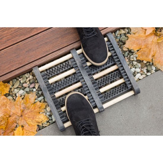 Doormat GECO WMN.1, in front of the door, 36x26.5x5.5 cm, wood, shoe scraper