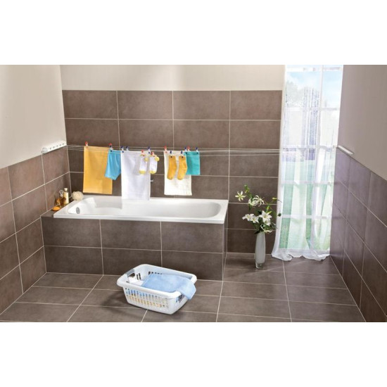 <p>Practical wall-mounted clothes dryer, space-saving, for walls up to 4.2 m apart, cord lock, automatic cord winding, 21 m drying surface = up to 2 washing machines, 3-year warranty.</p> <p>Practical wall-mounted clothes dryer, space-saving, for walls up to 4.2 m apart, cord lock, automatic cord winding, 21 m drying surface = up to 2 washing machines, 3-year warranty.</p>