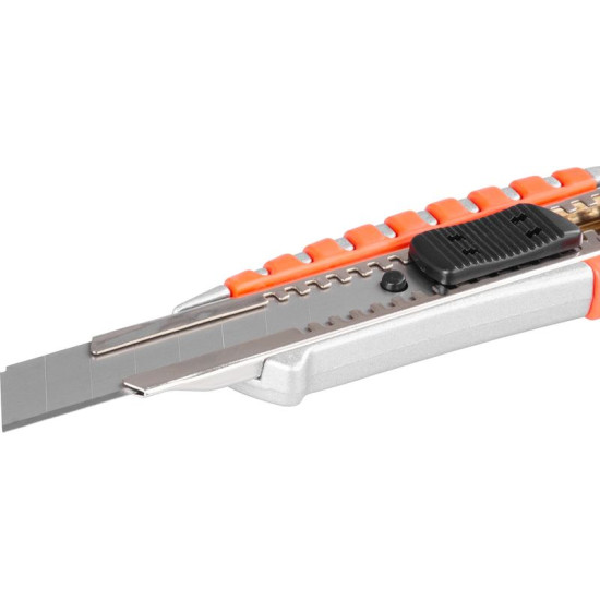 Nuga Strend Pro 18 mm, katkev, Alu/plast Nuga Strend Pro 18 mm, katkev, Alu/plast