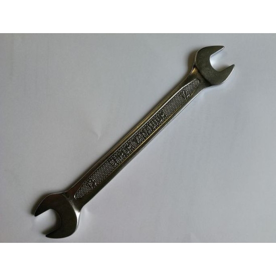 Double-sided wrench 30*32mm